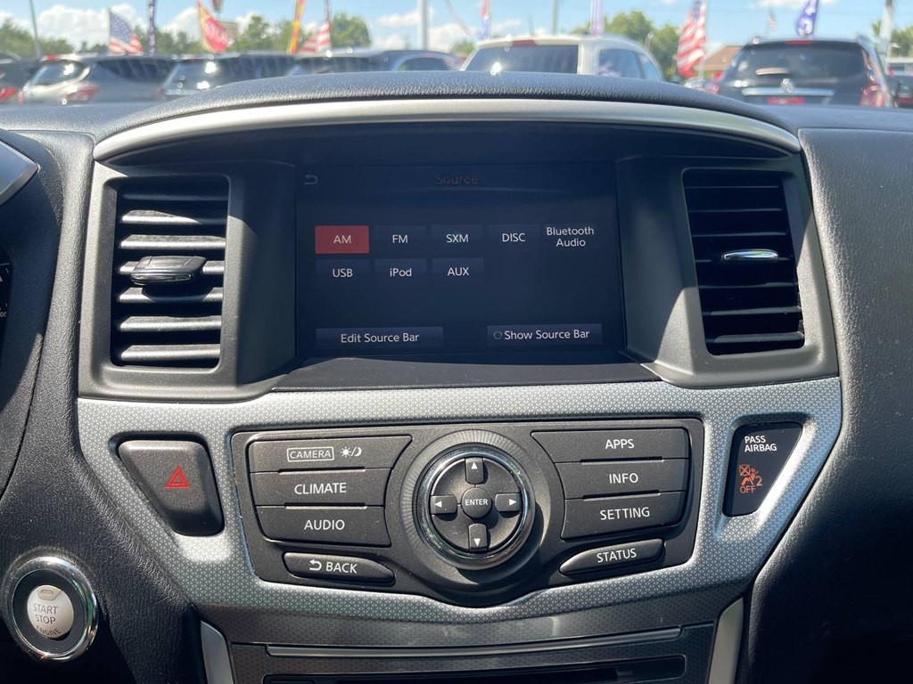 2017 Nissan Pathfinder Image 41