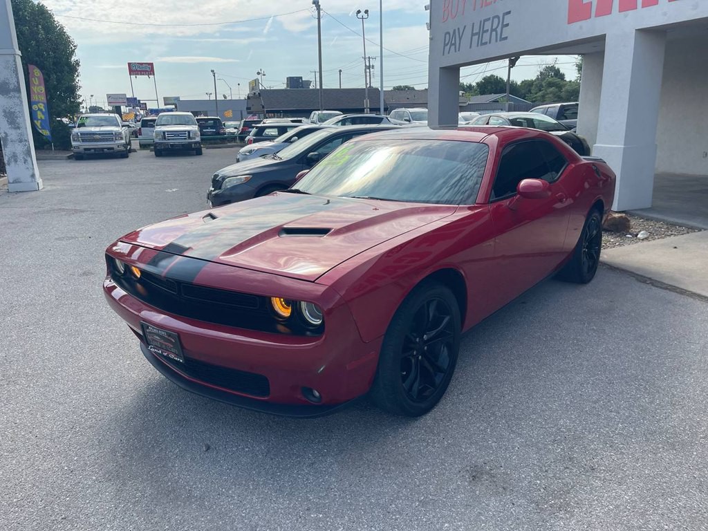 2016 Dodge Challenger Image 5