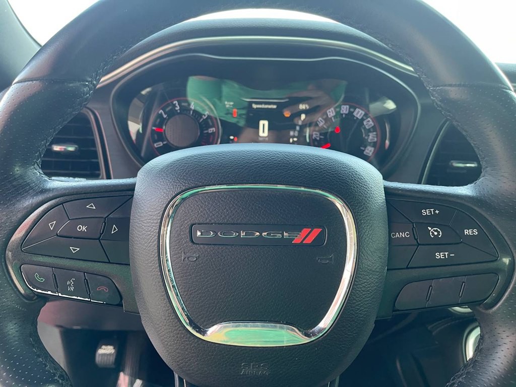 2016 Dodge Challenger Image 21