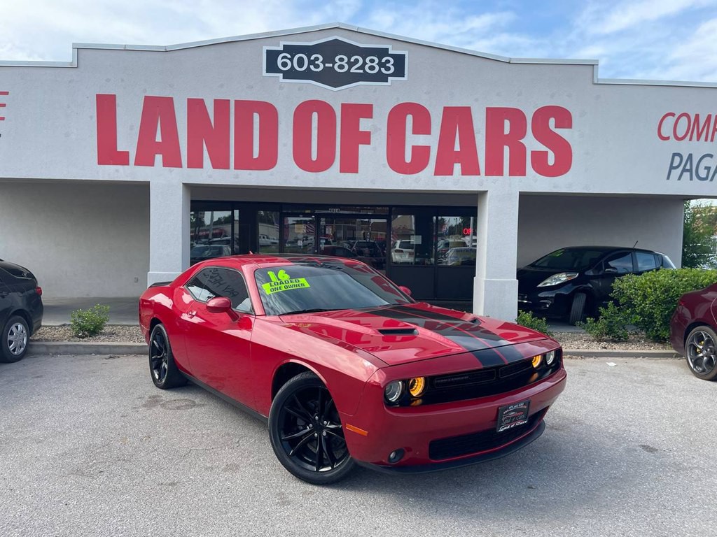 2016 Dodge Challenger Image 33