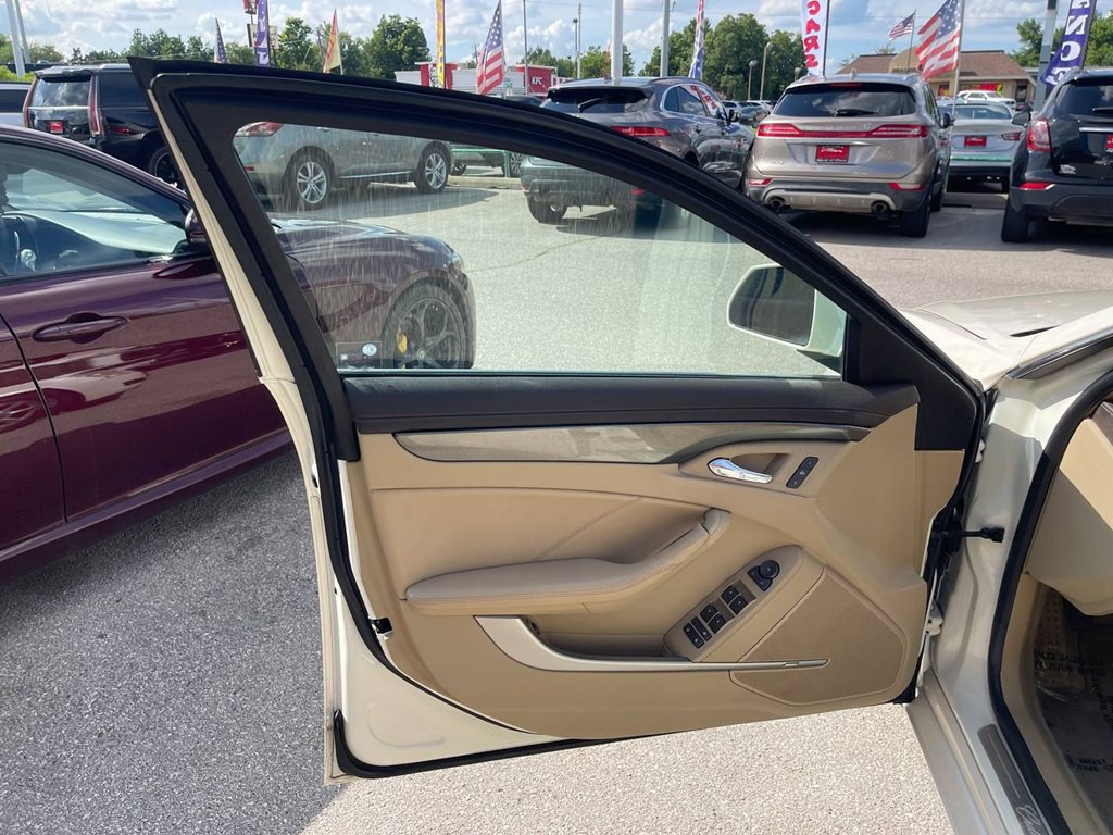 2008 Cadillac CTS Image 8