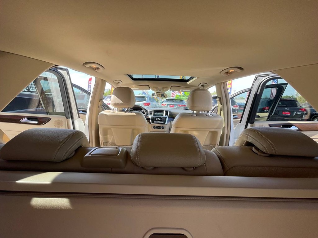 2015 Mercedes-Benz M-Class Image 13