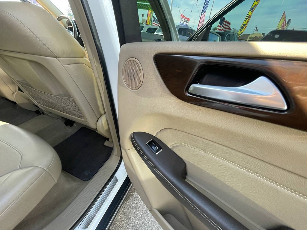 2015 Mercedes-Benz M-Class Image 20