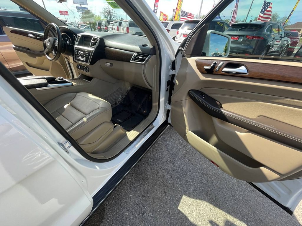 2015 Mercedes-Benz M-Class Image 25