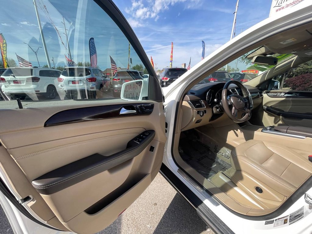 2015 Mercedes-Benz M-Class Image 30