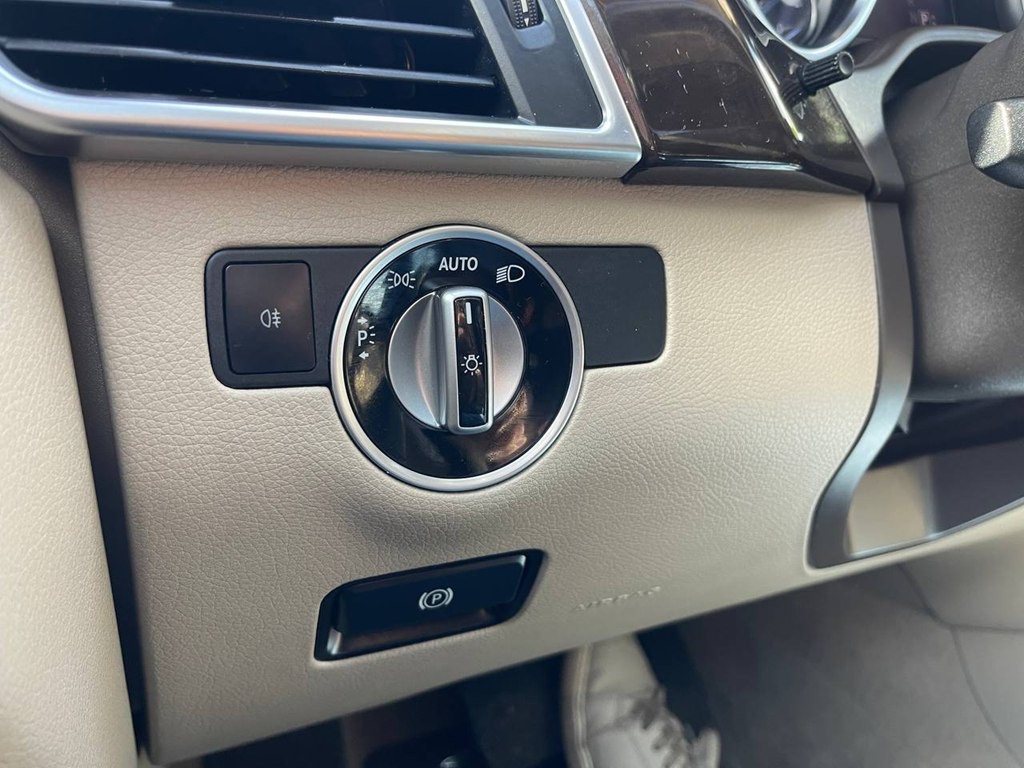 2015 Mercedes-Benz M-Class Image 38