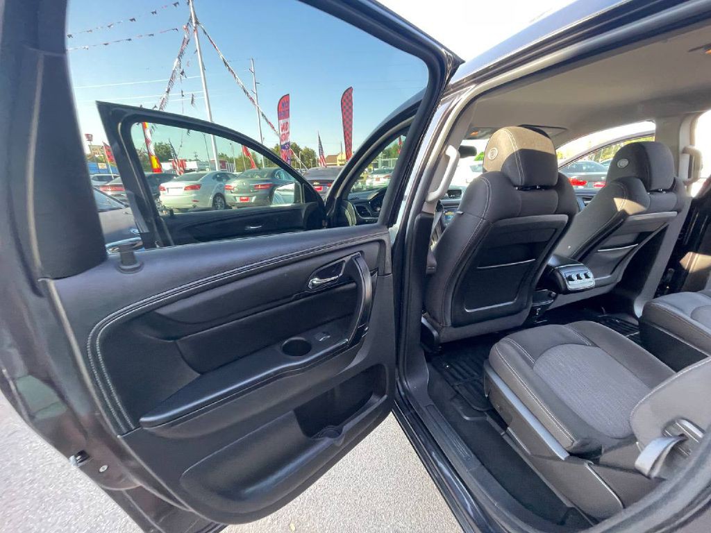 2016 Chevrolet Traverse Image 10