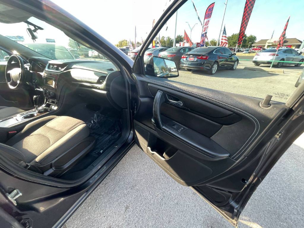 2016 Chevrolet Traverse Image 21