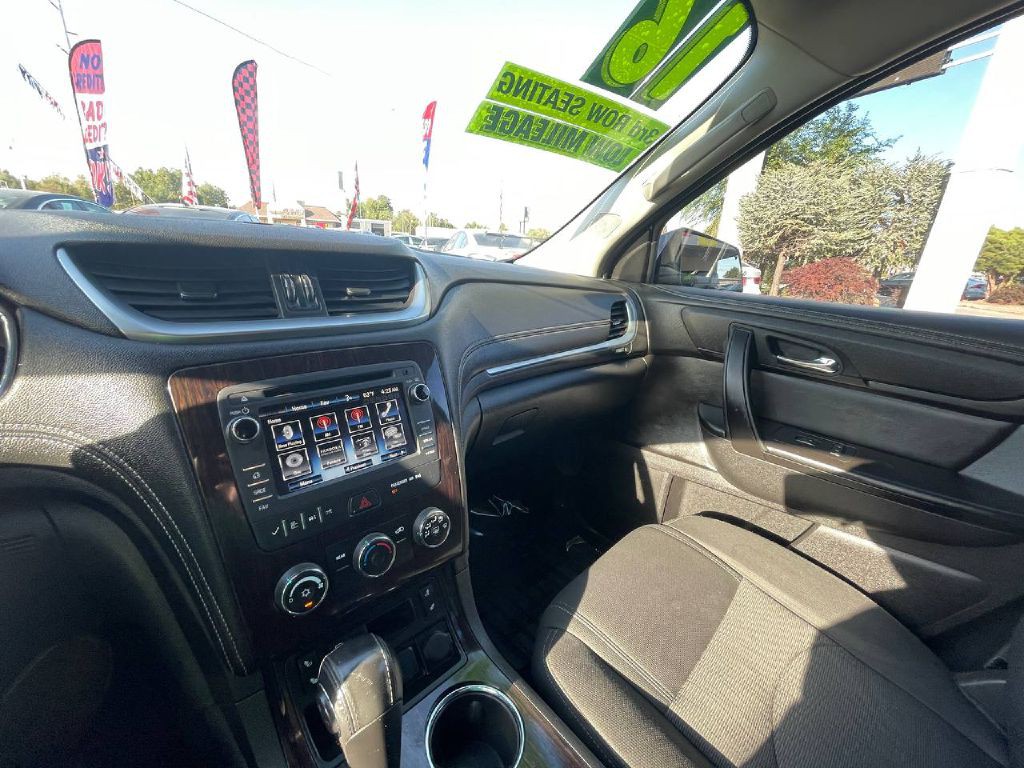 2016 Chevrolet Traverse Image 38