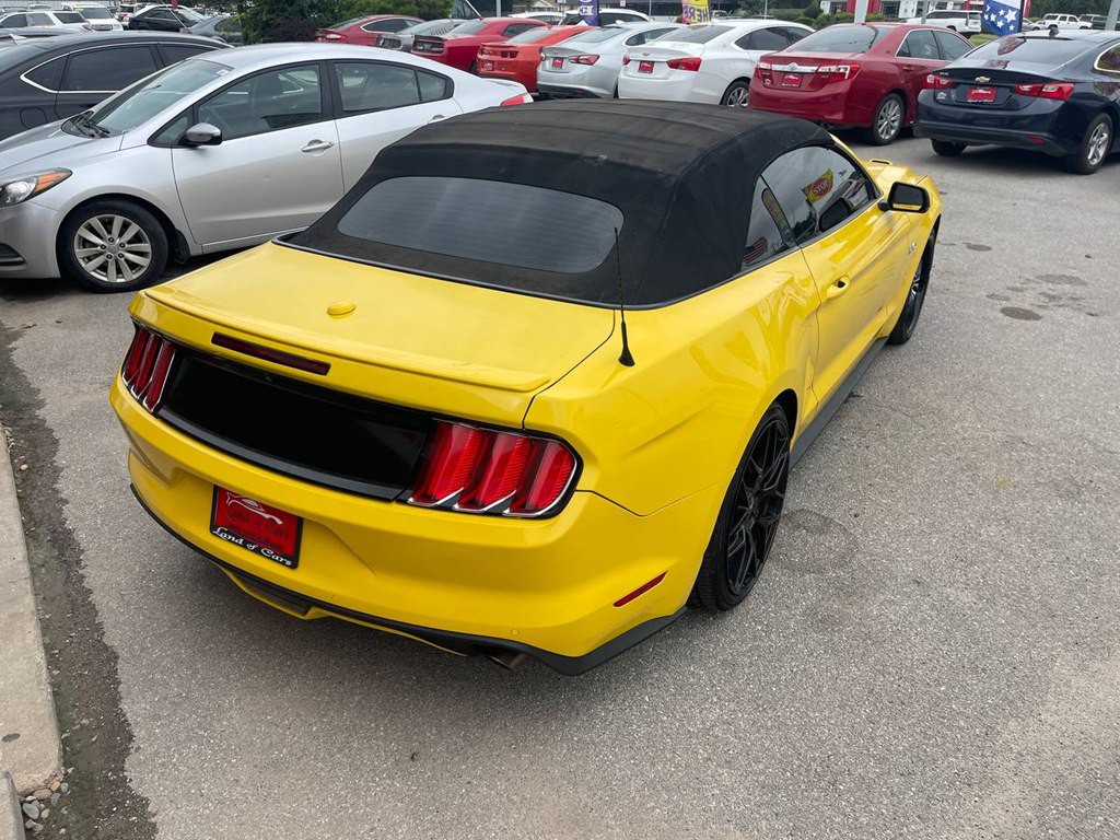 2015 Ford Mustang Image 2
