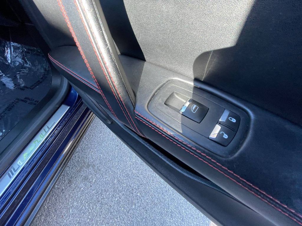 2017 Maserati Ghibli Image 21