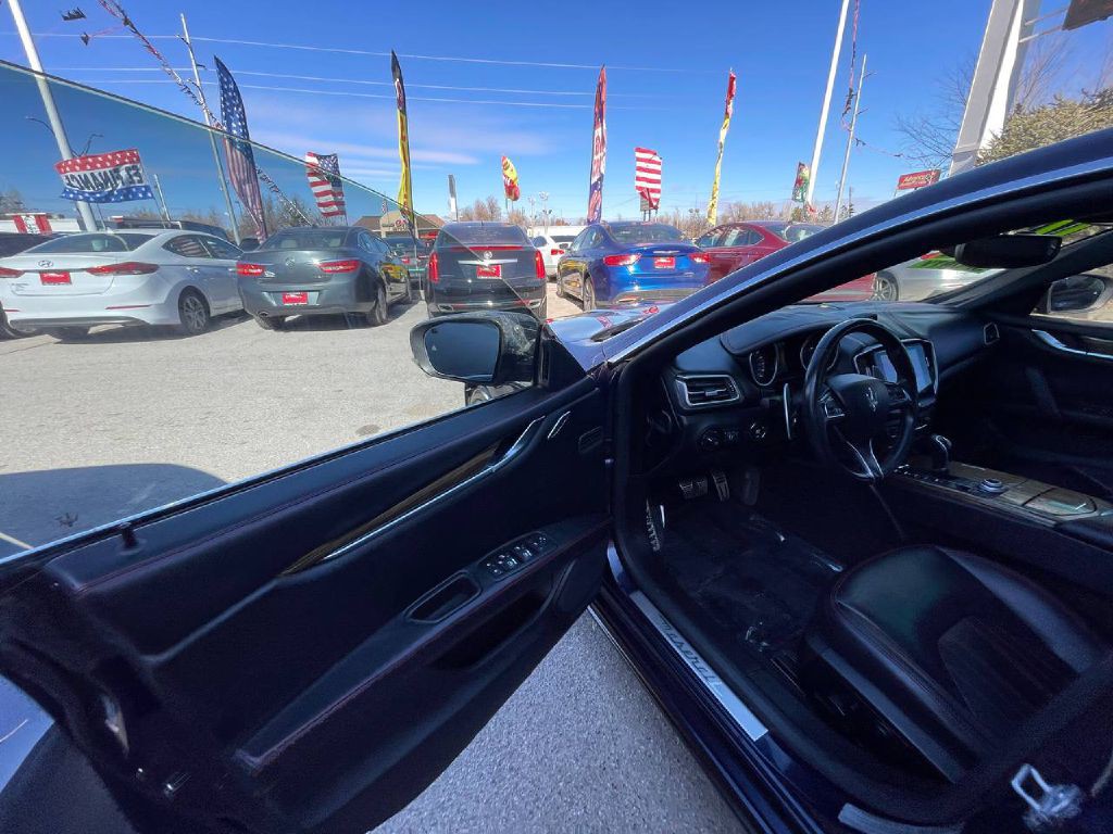 2017 Maserati Ghibli Image 27