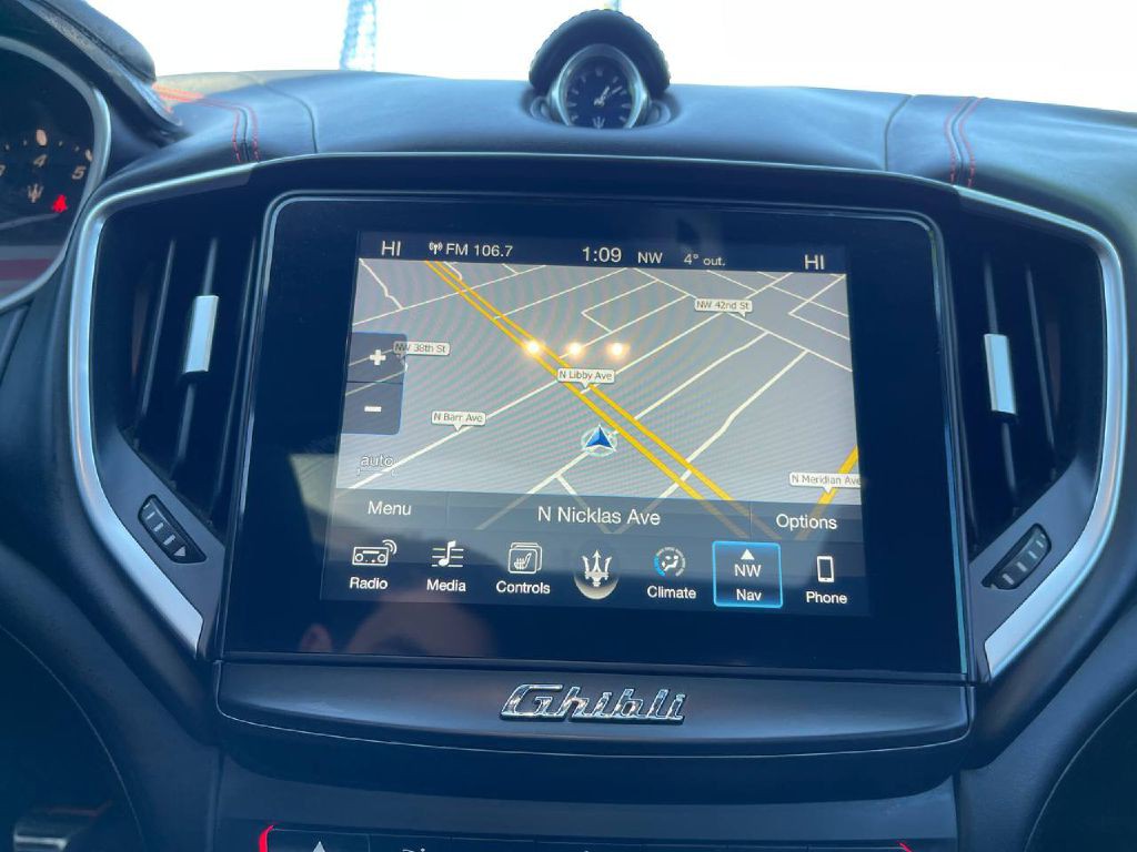 2017 Maserati Ghibli Image 36