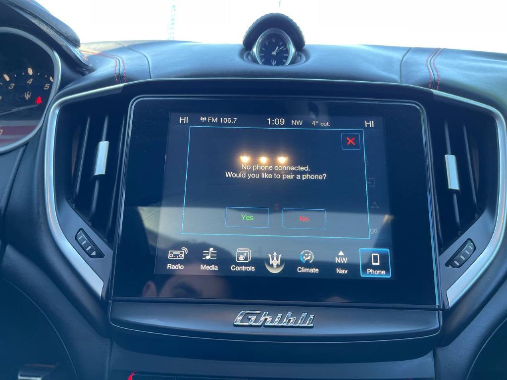 2017 Maserati Ghibli Image 37
