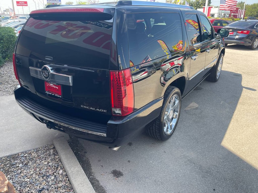 2008 Cadillac Escalade Image 5