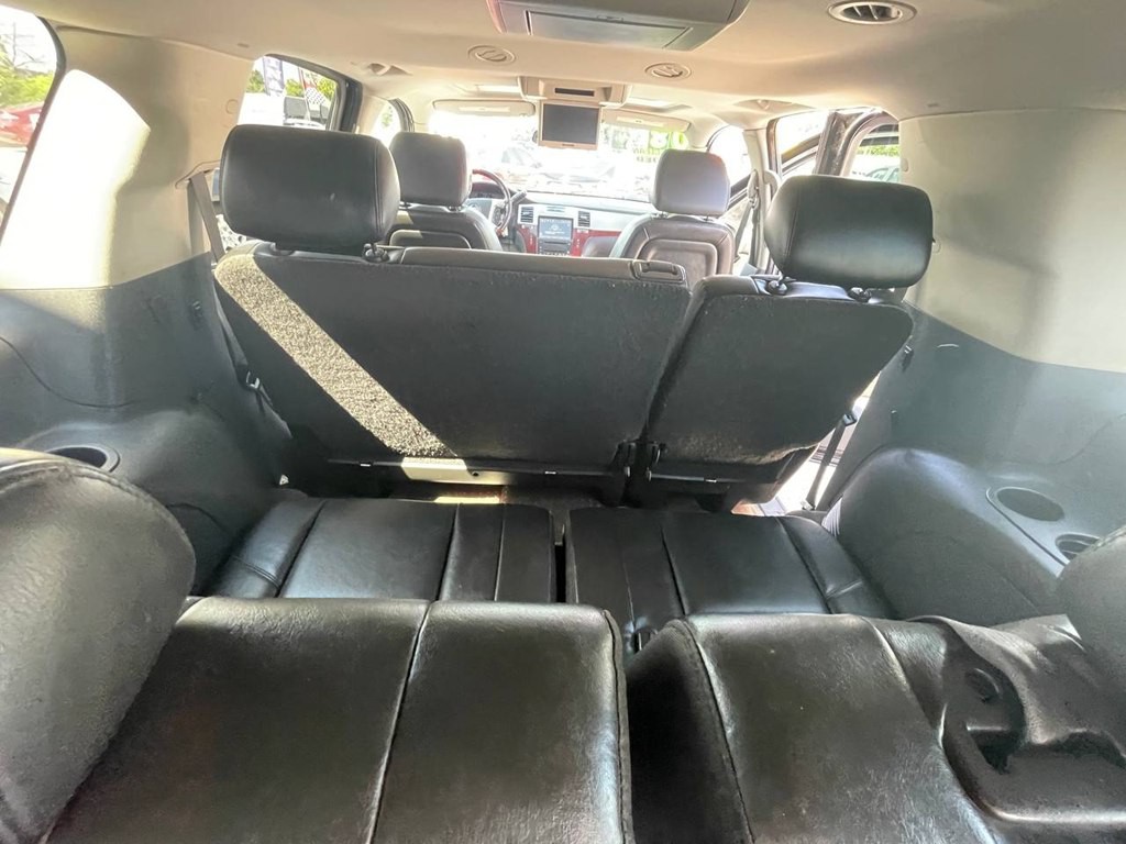 2008 Cadillac Escalade Image 12