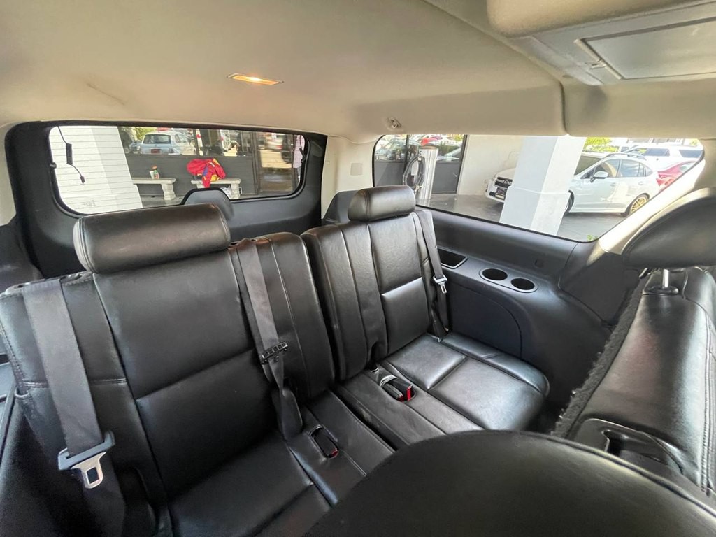 2008 Cadillac Escalade Image 26