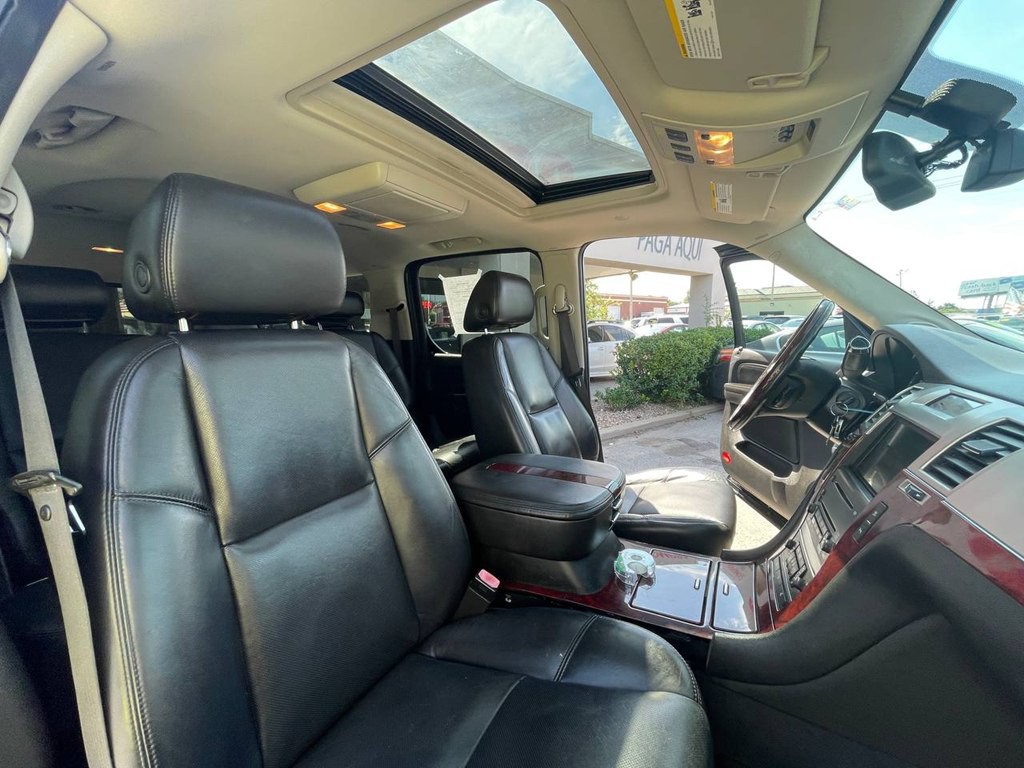 2008 Cadillac Escalade Image 35