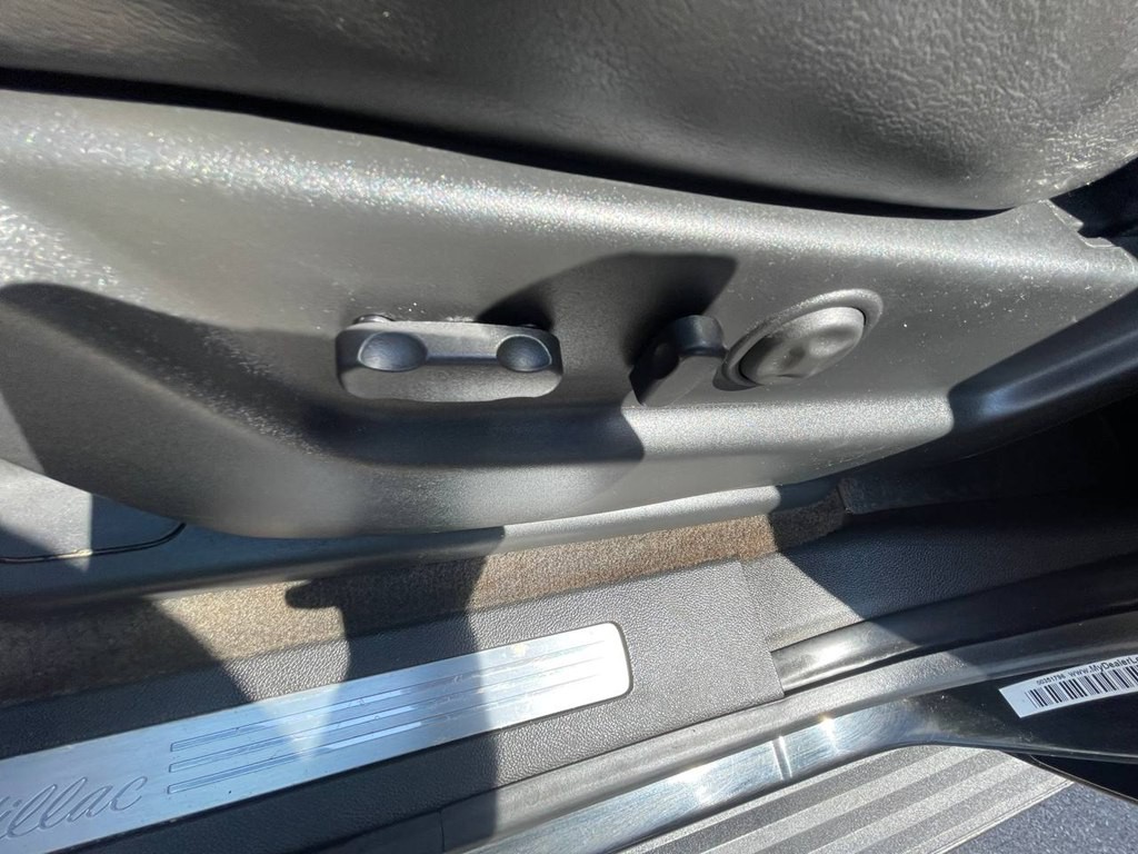 2008 Cadillac Escalade Image 39