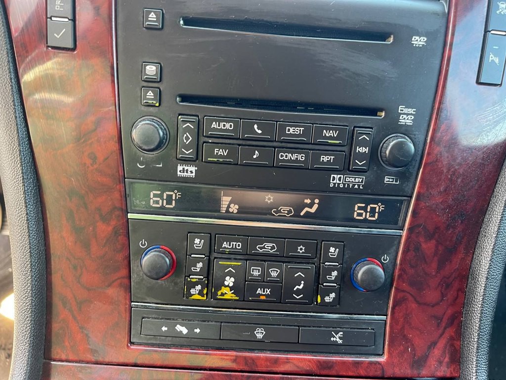 2008 Cadillac Escalade Image 47