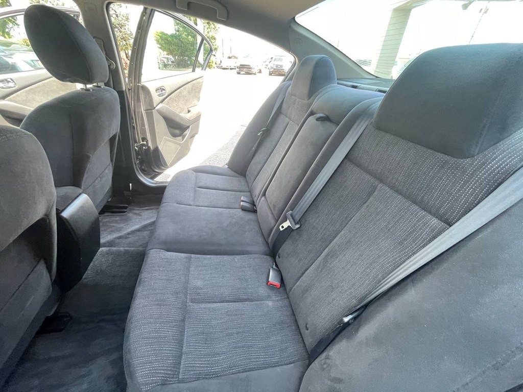 2012 Nissan Altima Image 11