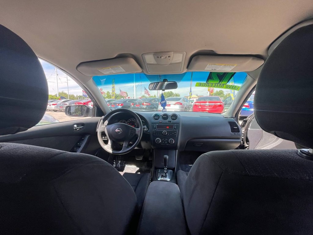 2012 Nissan Altima Image 14