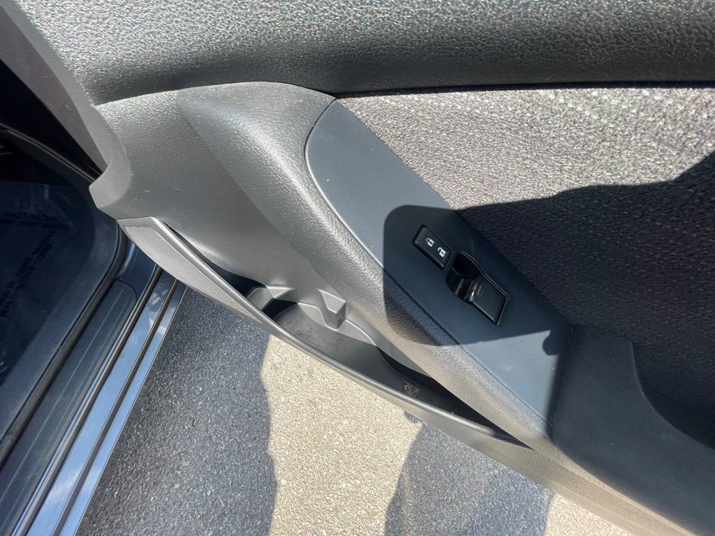 2012 Nissan Altima Image 17