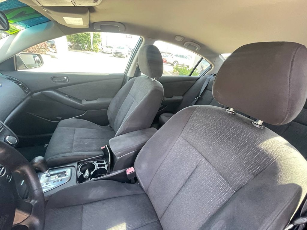 2012 Nissan Altima Image 23