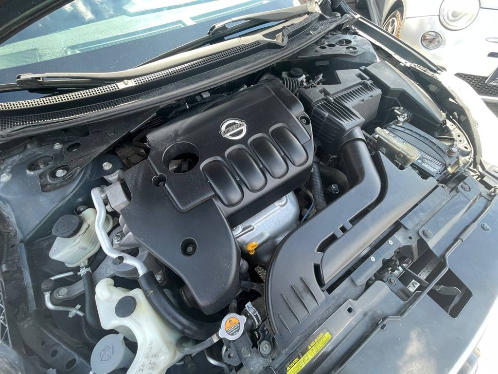 2012 Nissan Altima Image 32