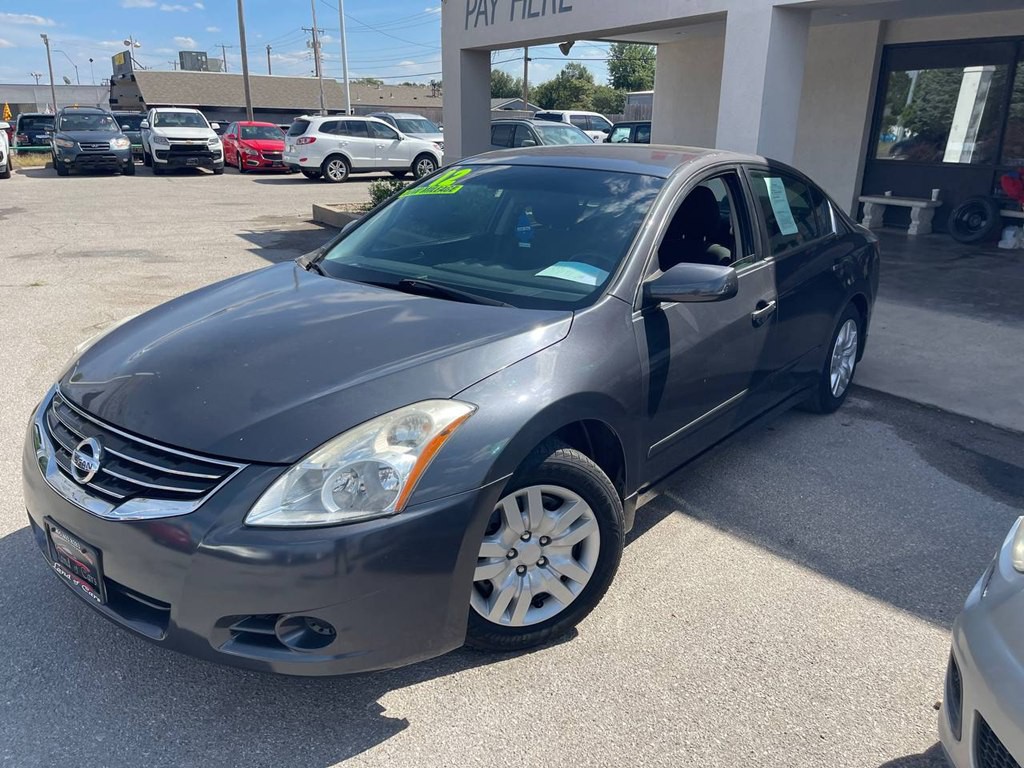 2012 Nissan Altima Image 35