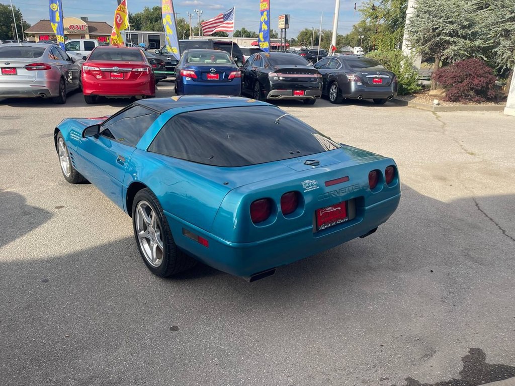 1993 Chevrolet Corvette Image 3