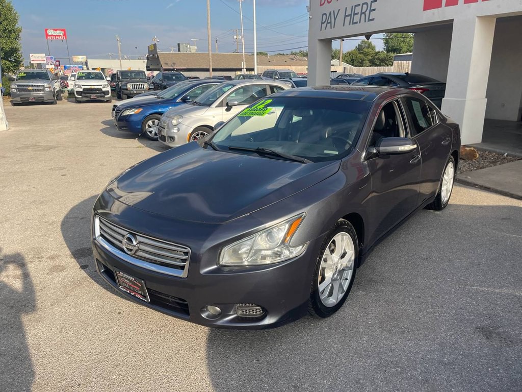 2012 Nissan Maxima Image 3