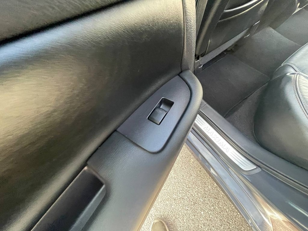2012 Nissan Maxima Image 11