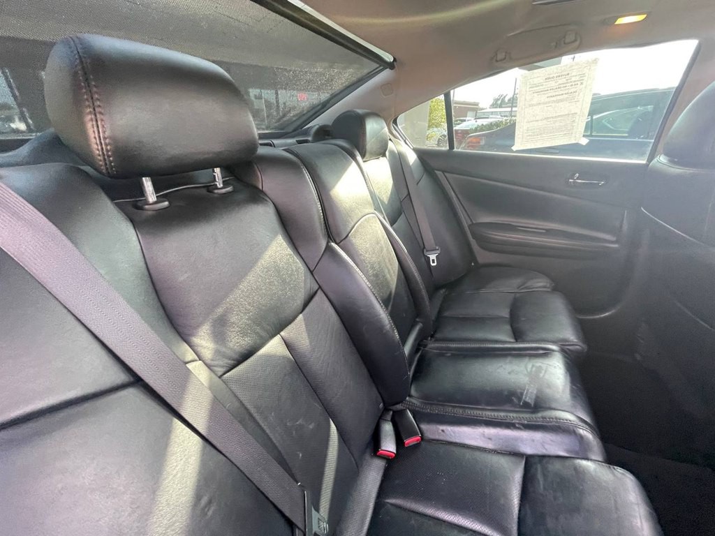 2012 Nissan Maxima Image 15