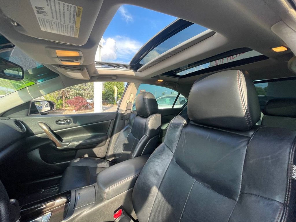 2012 Nissan Maxima Image 28