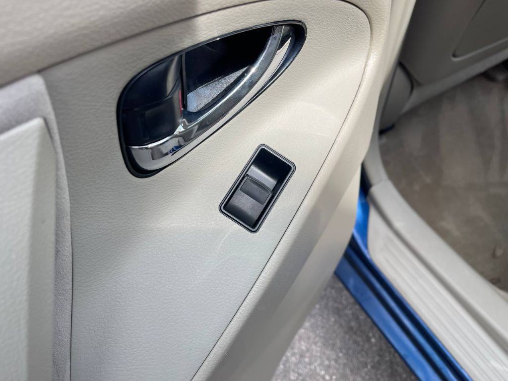 2009 Toyota Camry Image 11