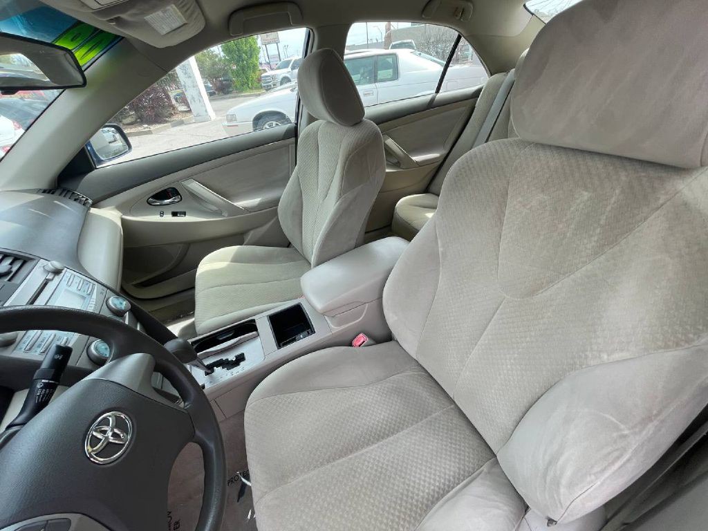 2009 Toyota Camry Image 26