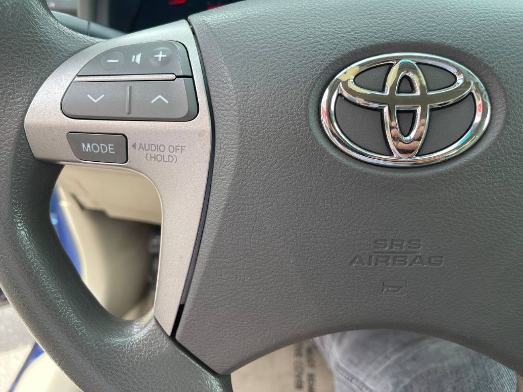 2009 Toyota Camry Image 29