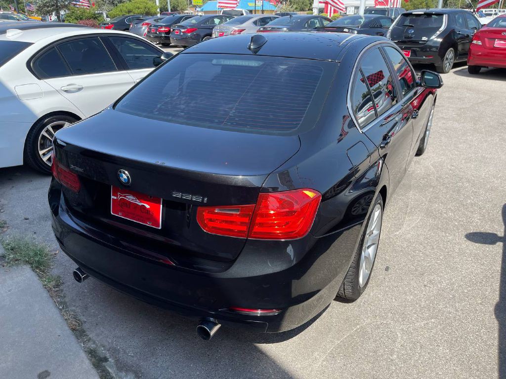 2015 BMW 3 Series Image 5
