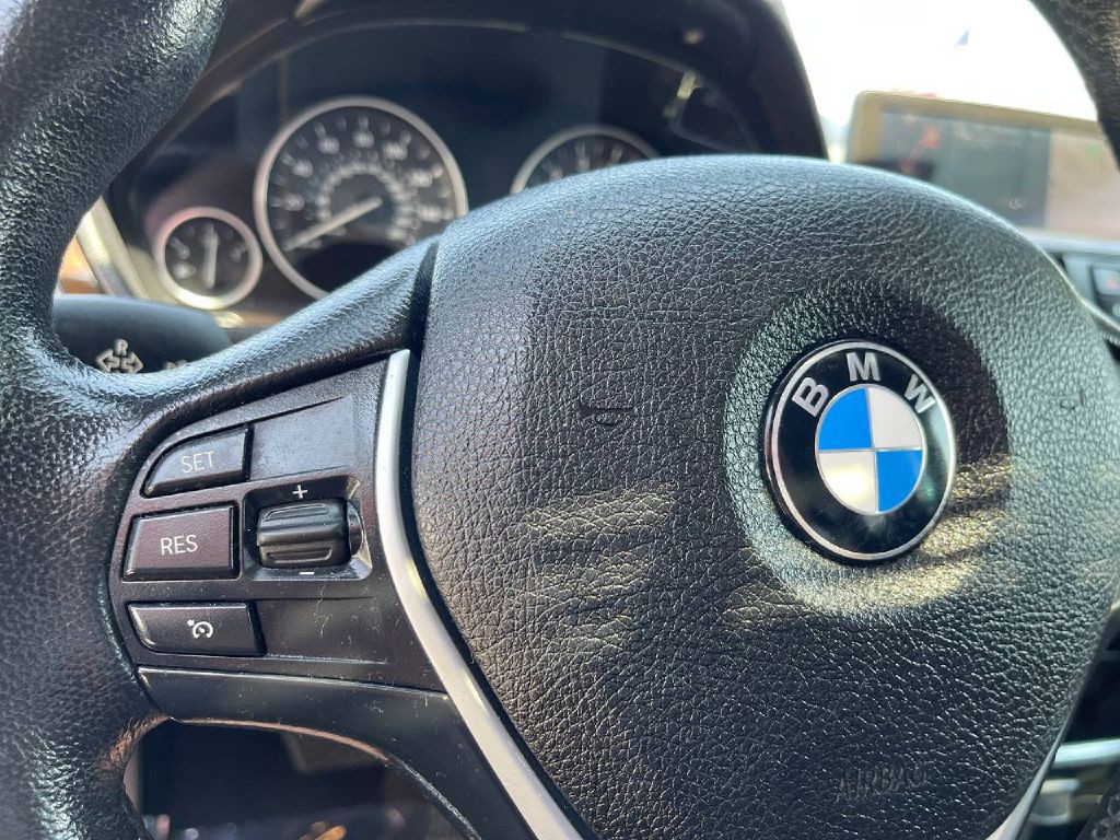 2015 BMW 3 Series Image 37