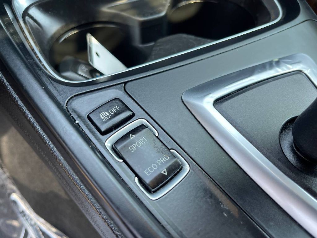 2015 BMW 3 Series Image 48