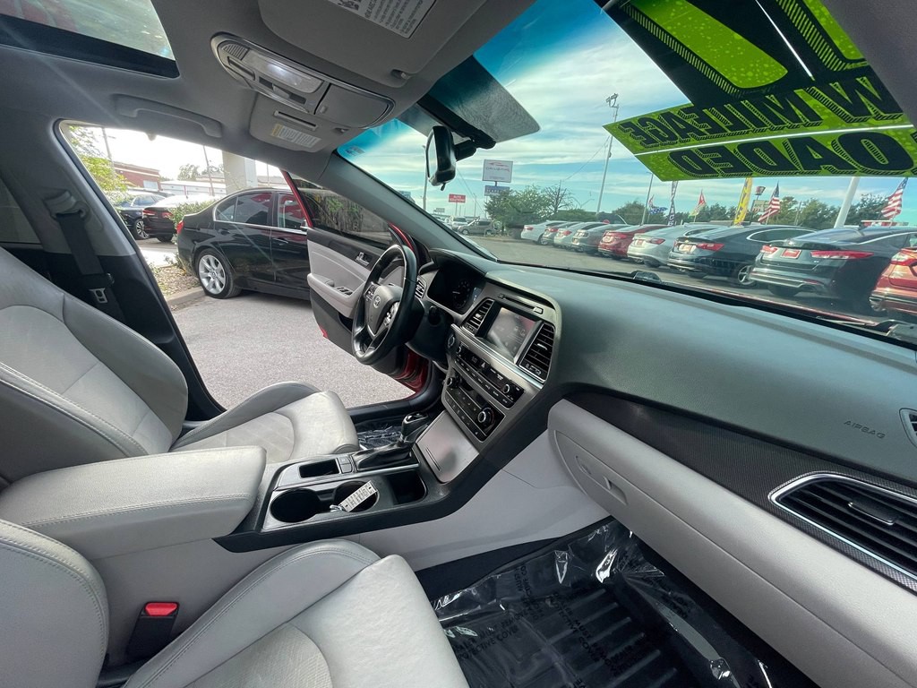 2017 Hyundai Sonata Image 21