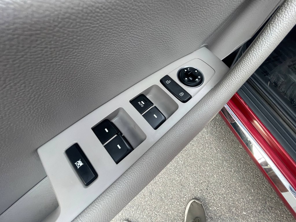 2017 Hyundai Sonata Image 23