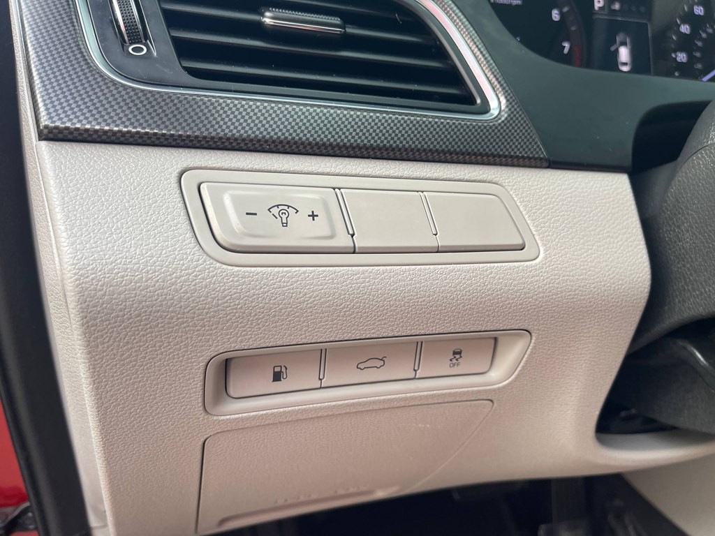 2017 Hyundai Sonata Image 31