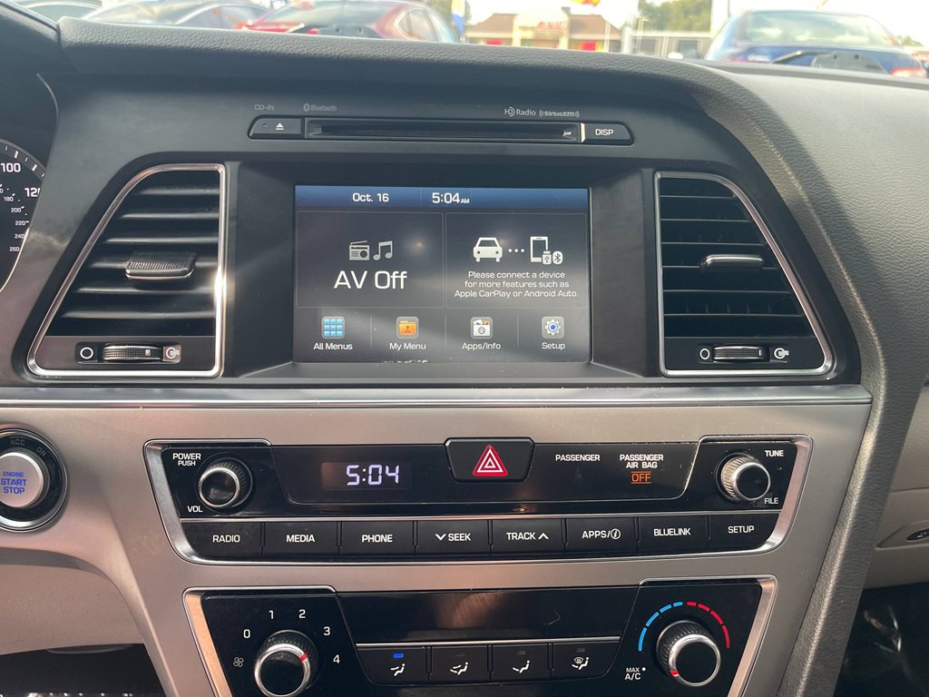 2017 Hyundai Sonata Image 32