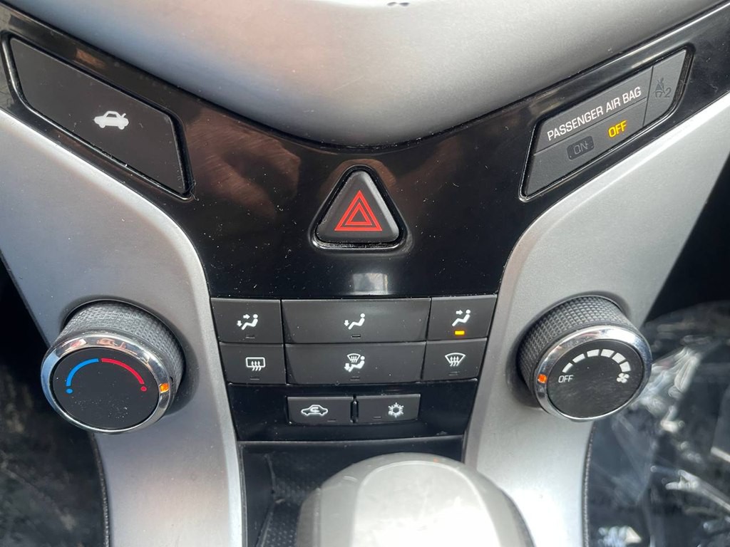 2016 Chevrolet Cruze Image 29