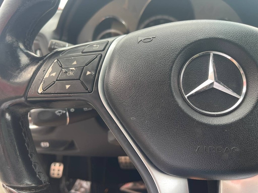 2012 Mercedes-Benz E-Class Image 22