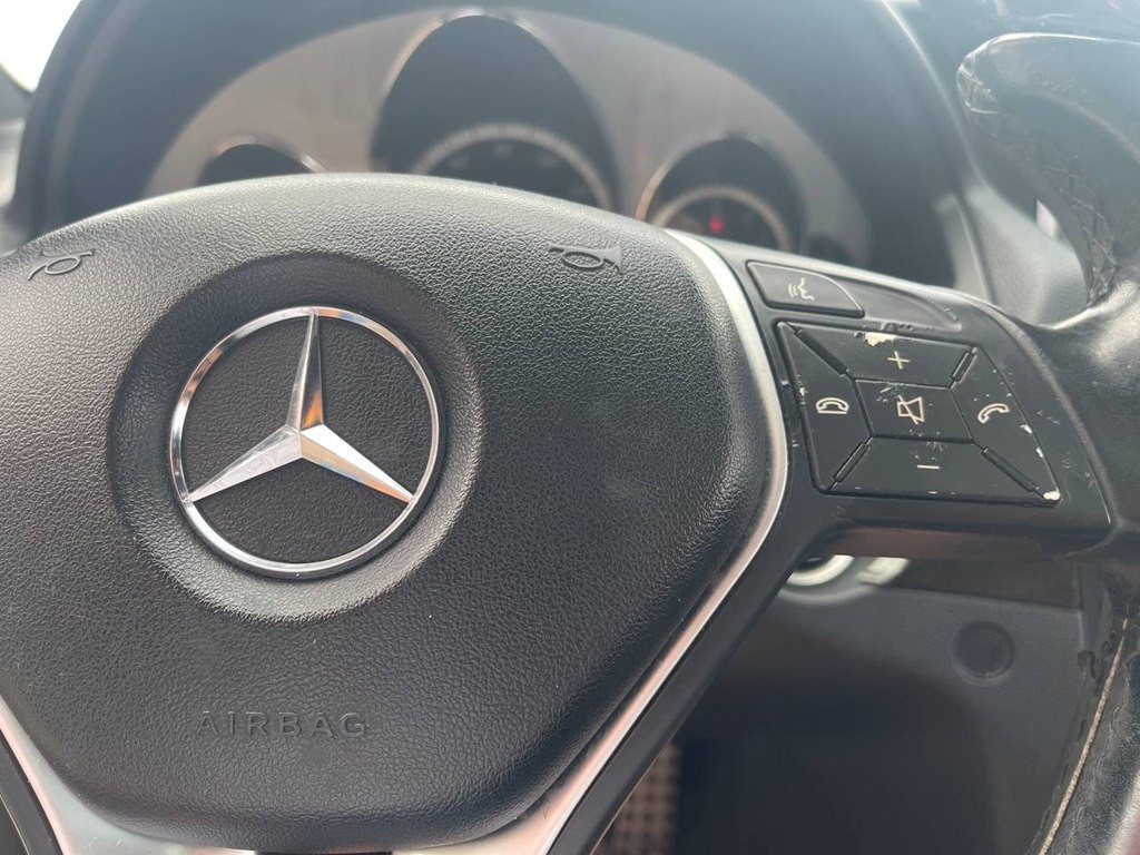 2012 Mercedes-Benz E-Class Image 23