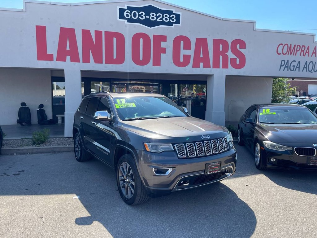 2017 Jeep Grand Cherokee Image 2
