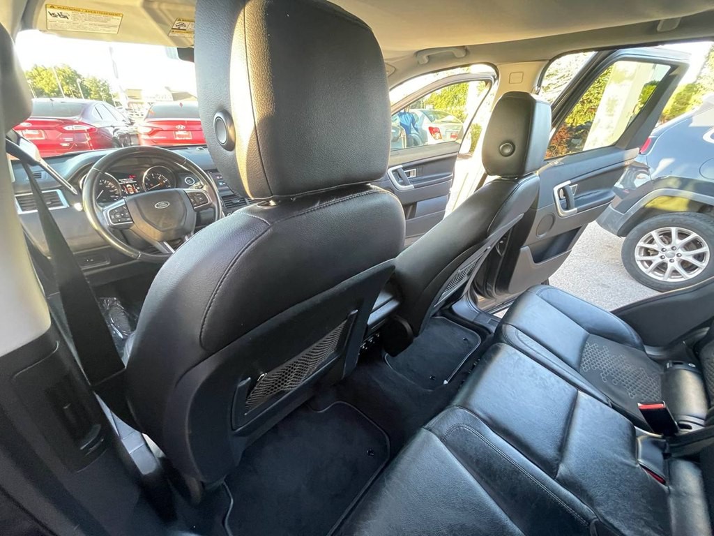 2016 Land Rover Discovery Sport Image 13